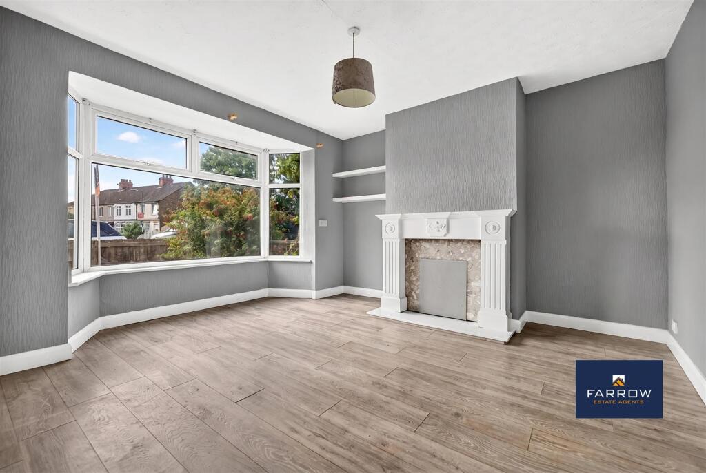 House in Grimsby, Littlefield - View 3