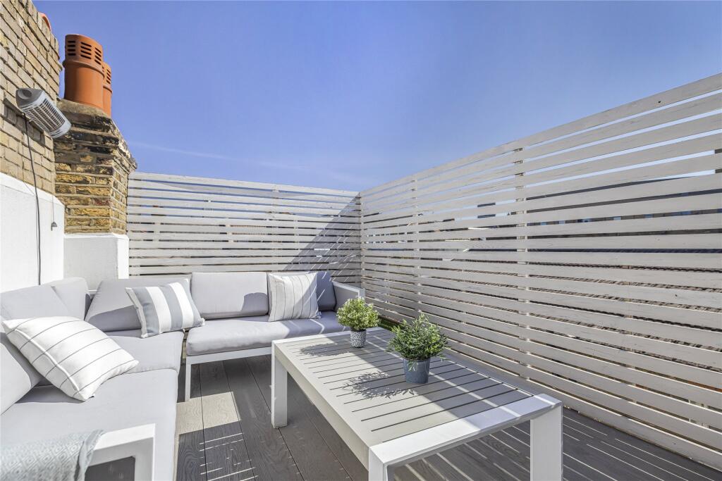 Main image of property: Byam Street, London, SW6