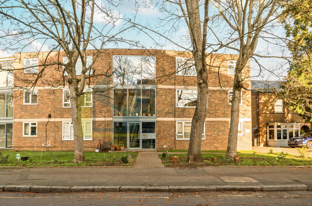 Main image of property: Viscount House, Princes Road, Weybridge, KT13 9BQ