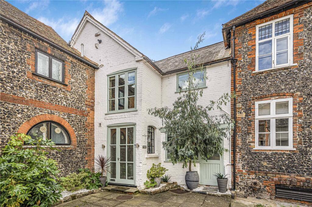 Main image of property: New Street, RG9 2BT