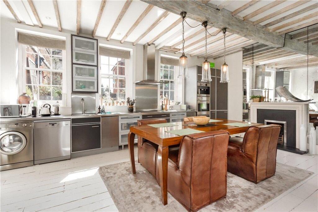 Main image of property: Mortlake High Street, London SW14