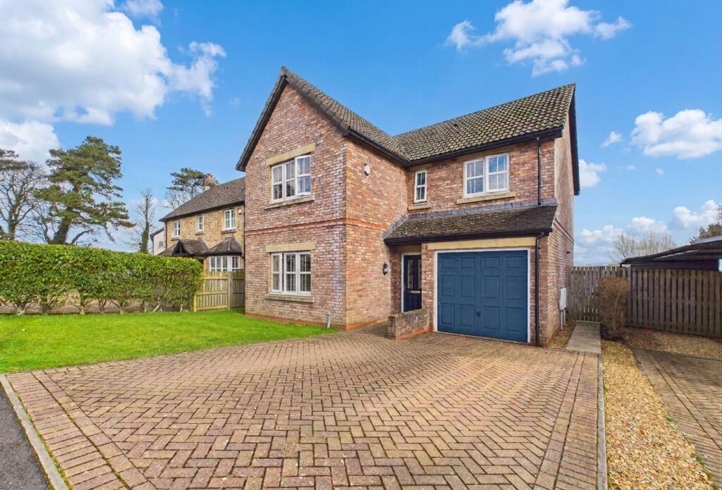 4-bed detached on Mabel Wood Close, Great Clifton, CA14, £300,000