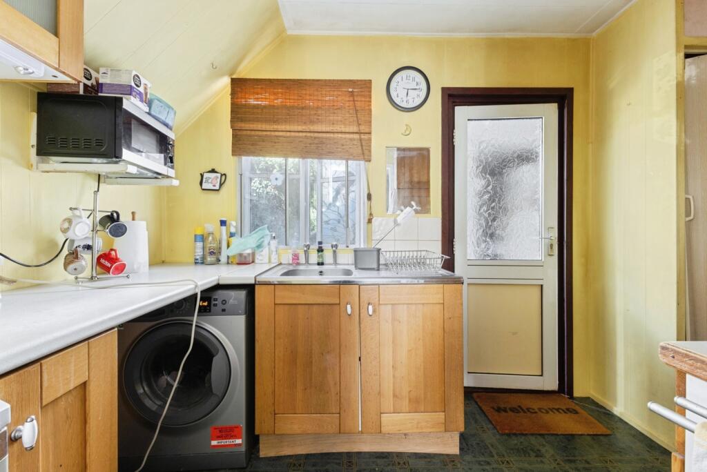 House in Breckland, Eccles, Quidenham - More