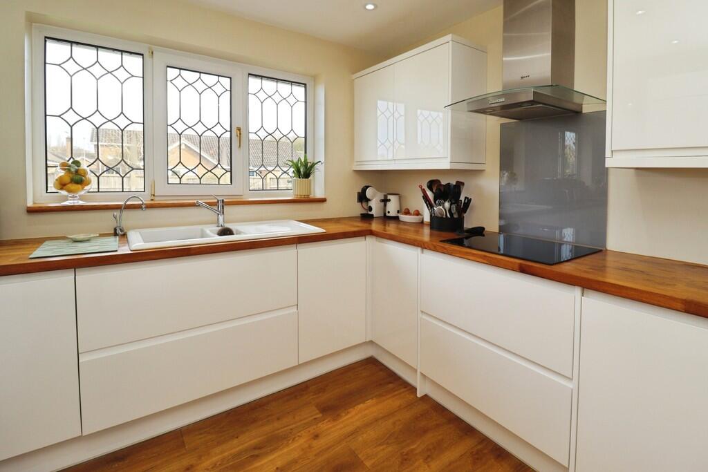 House in West Lindsey, Sudbrooke CP - View 5