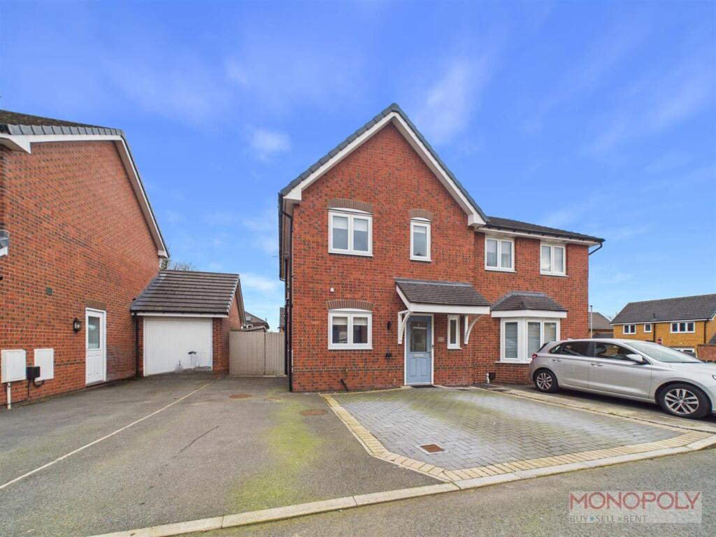 Main image of property: Maes Gwyrdd, Gwersyllt, Wrexham