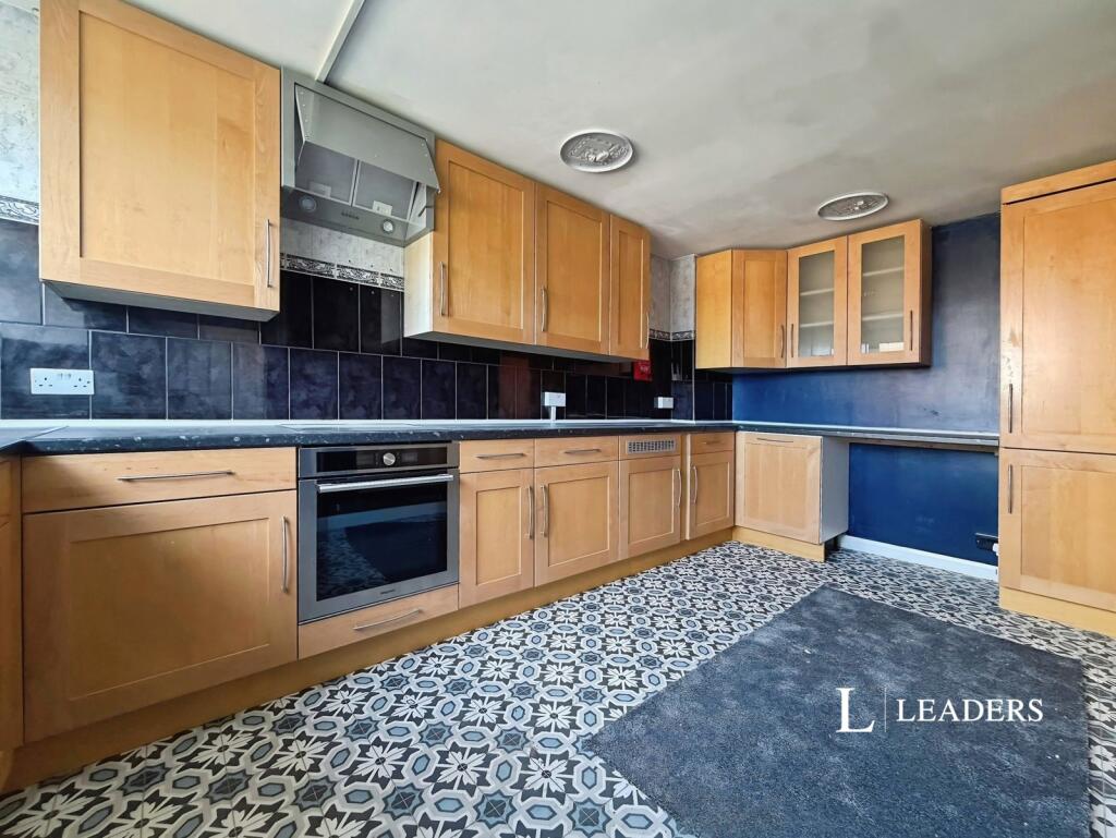 Main image of property: Brook Drive, Wickford, Essex, SS12