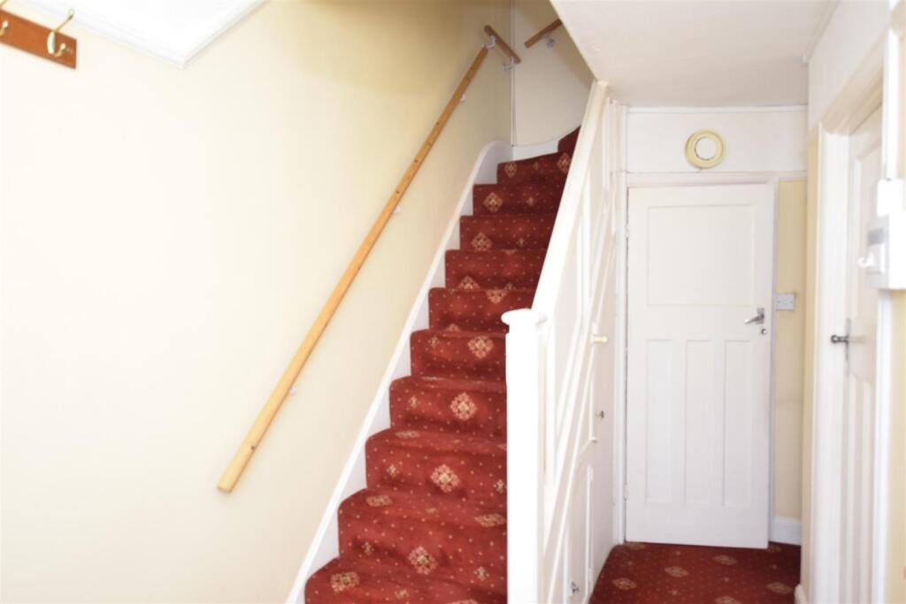House in London - View 5