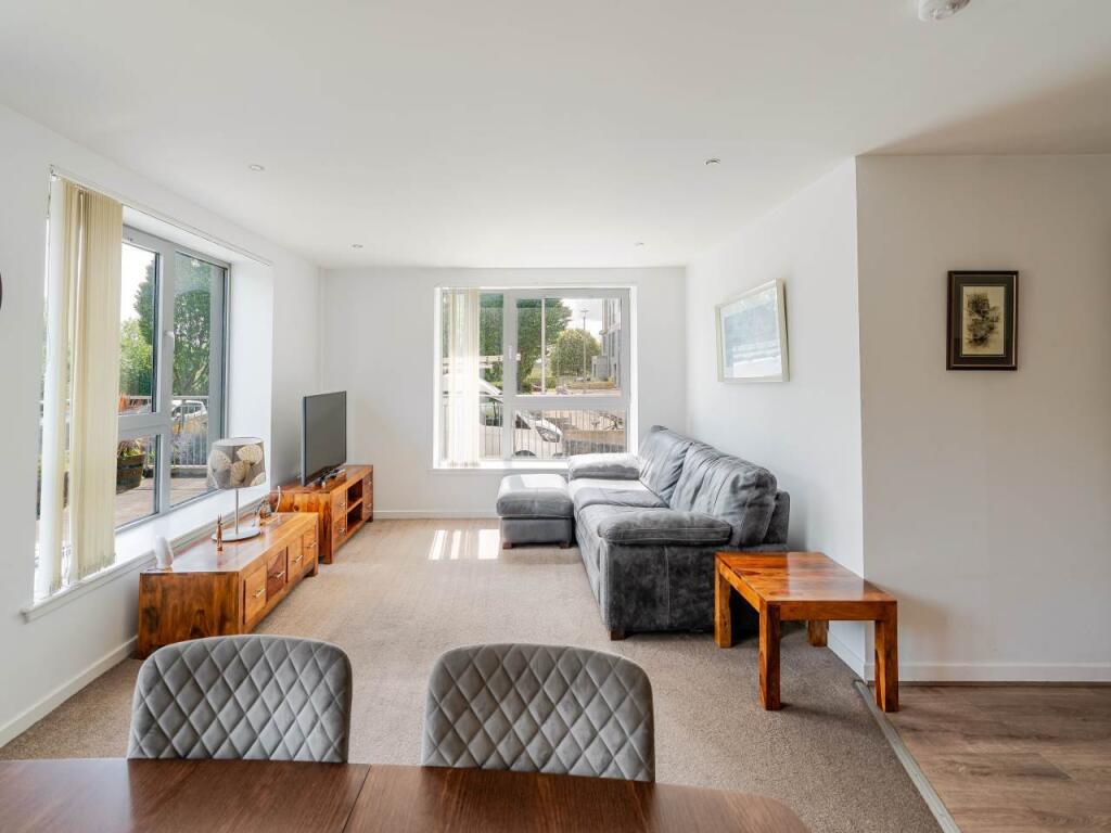 Apartment in Edinburgh - View 3