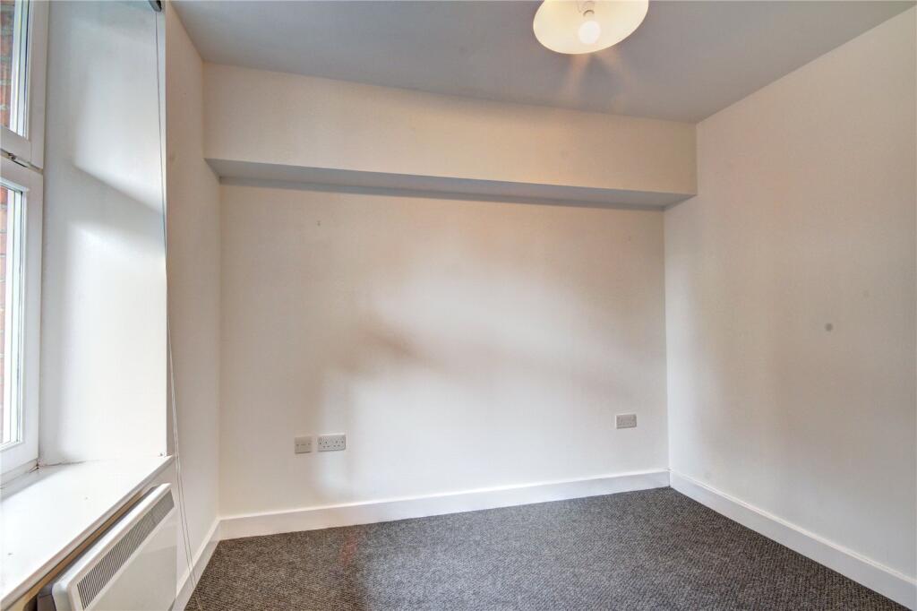 Apartment in Newcastle upon Tyne, Tyne and Wear - View 5