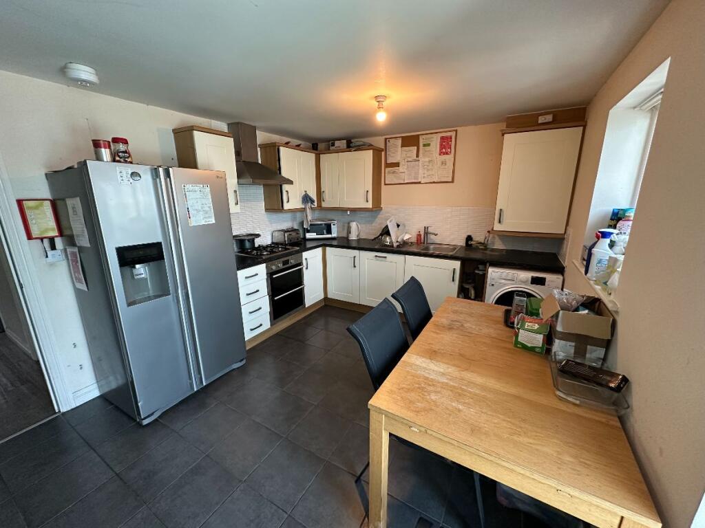 House in Cambridge, Cherry Hinton - View 3