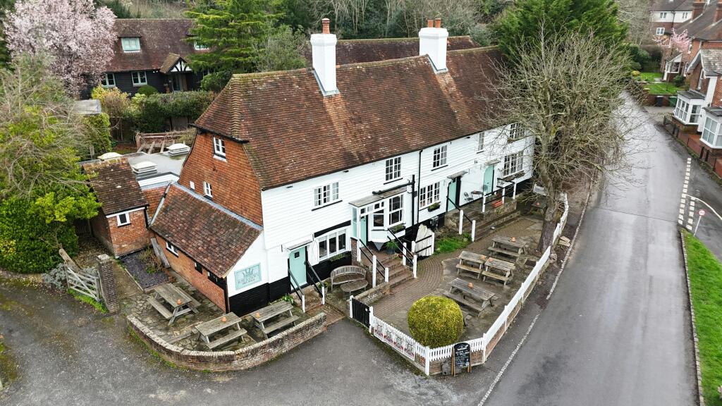 Main image of property: Rose  Crown, Fletching Street, Mayfield, TN20 6TE