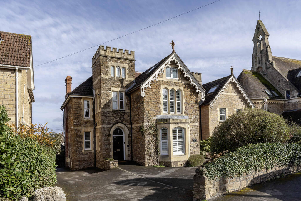 Main image of property: Flat 4, Fairlawns, 2 Battery Road, Portishead