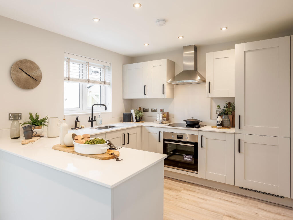 Main image of property: Clodgey Lane,
Helston,
Cornwall,
TR13 8BN