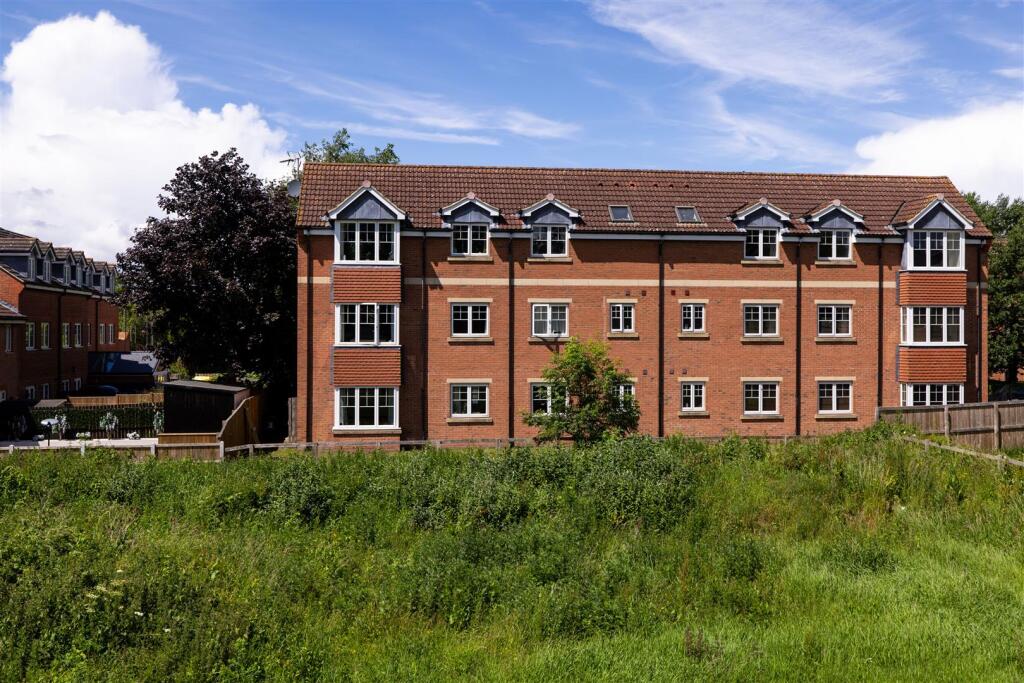 Main image of property: Church Fenton