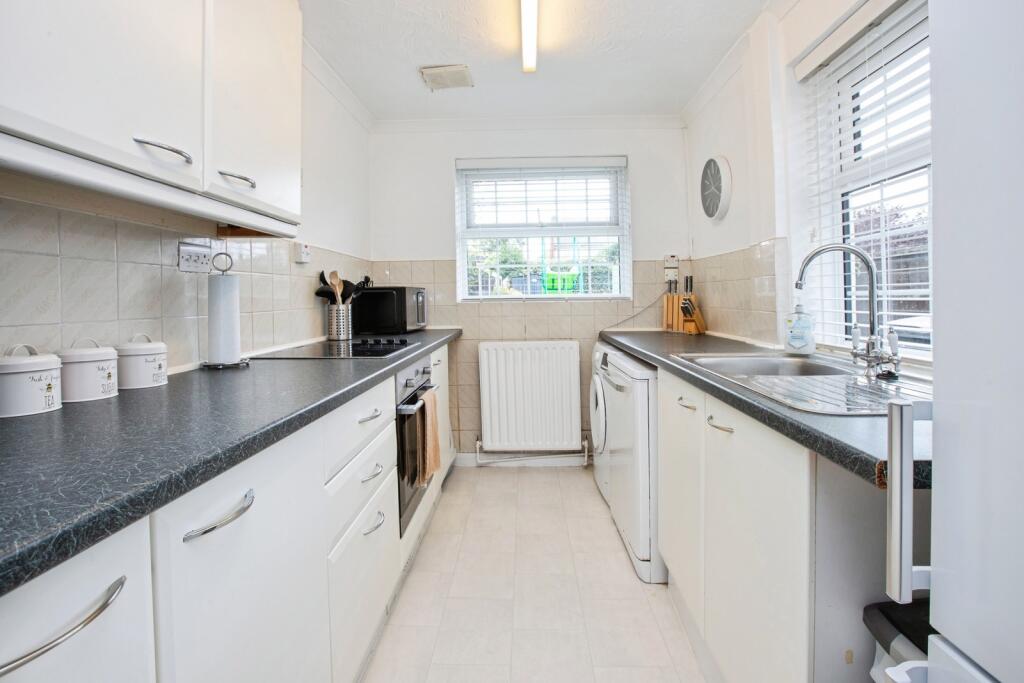 House in Ashfield, Kirkby-in-Ashfield, Sutton-in-Ashfield - View 3
