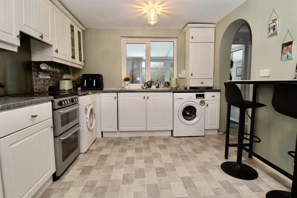 Additional image 4 of Wheatfield Close, Smiths Wood, Birmingham