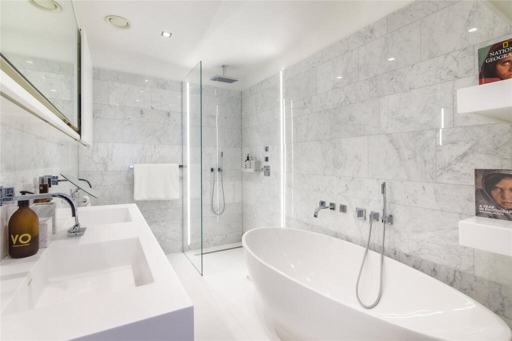 Apartment in London, City of Westminster - View 4