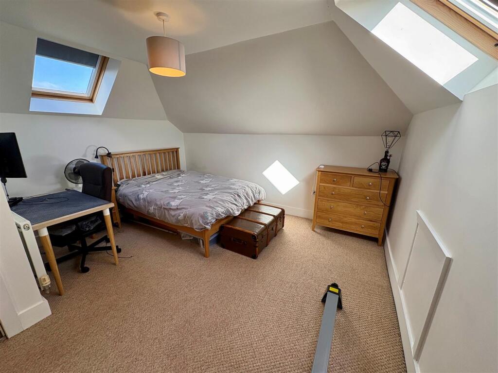 Additional image 10 of Whitehall Road East, Birkenshaw, Bradford