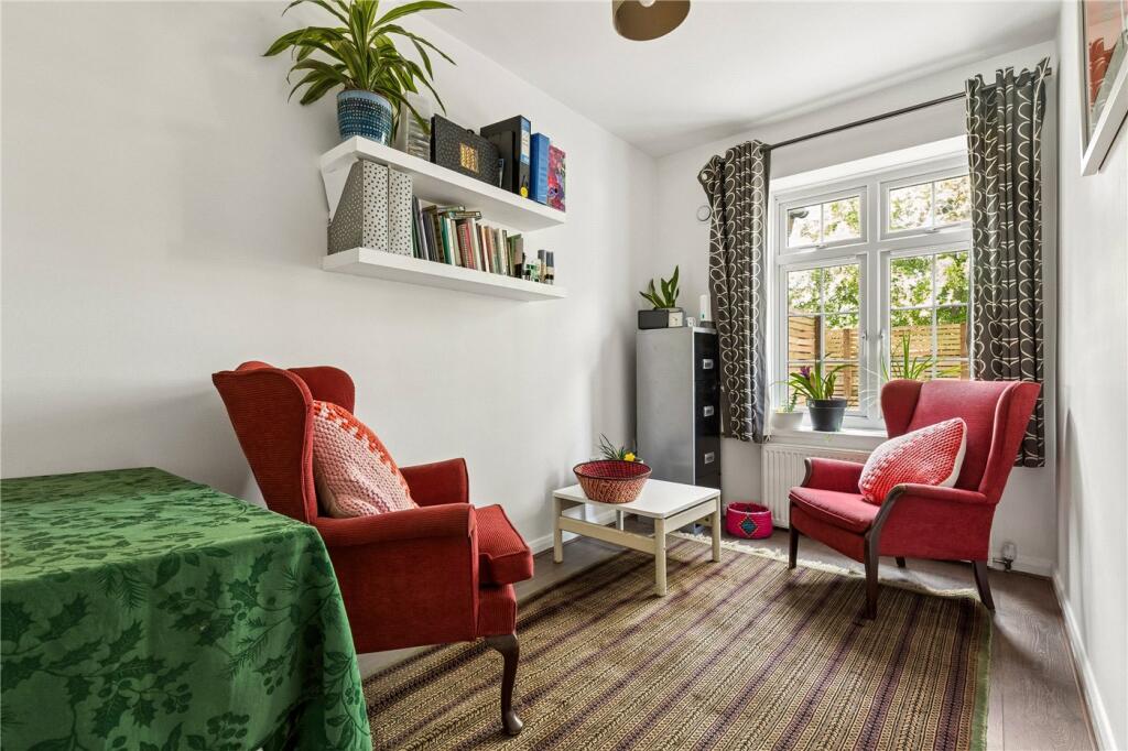 Apartment in London - View 5