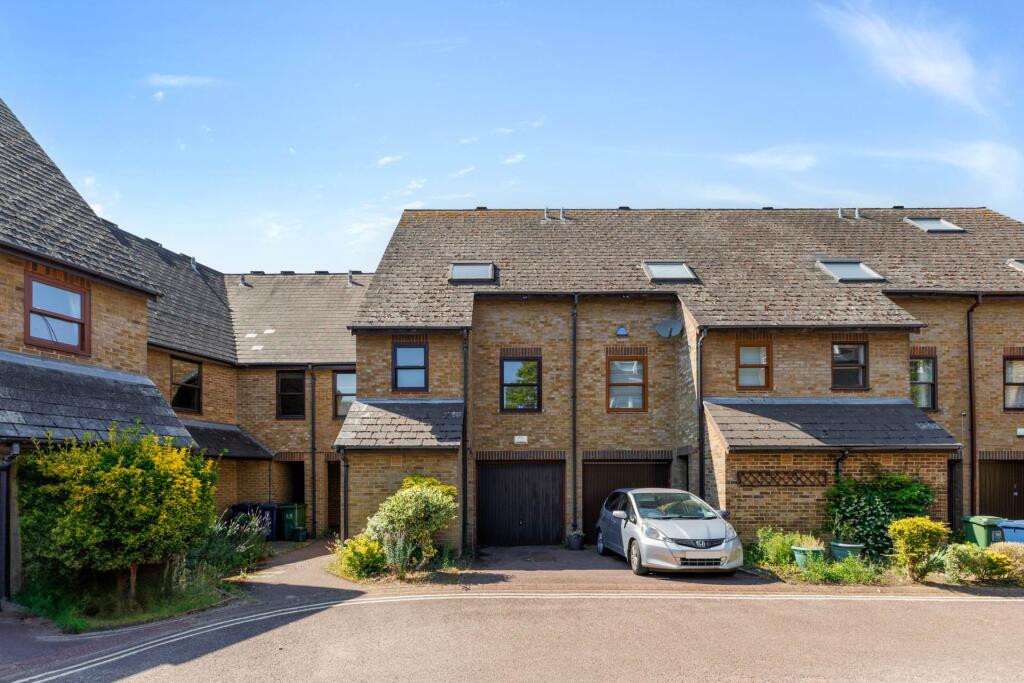 Main image of property: Shirelake Close, Central Oxford