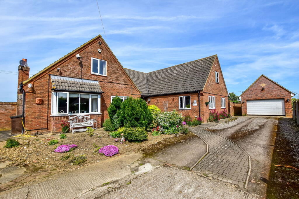 Main image of property: East Road, Langford, Biggleswade, SG18 9QW
