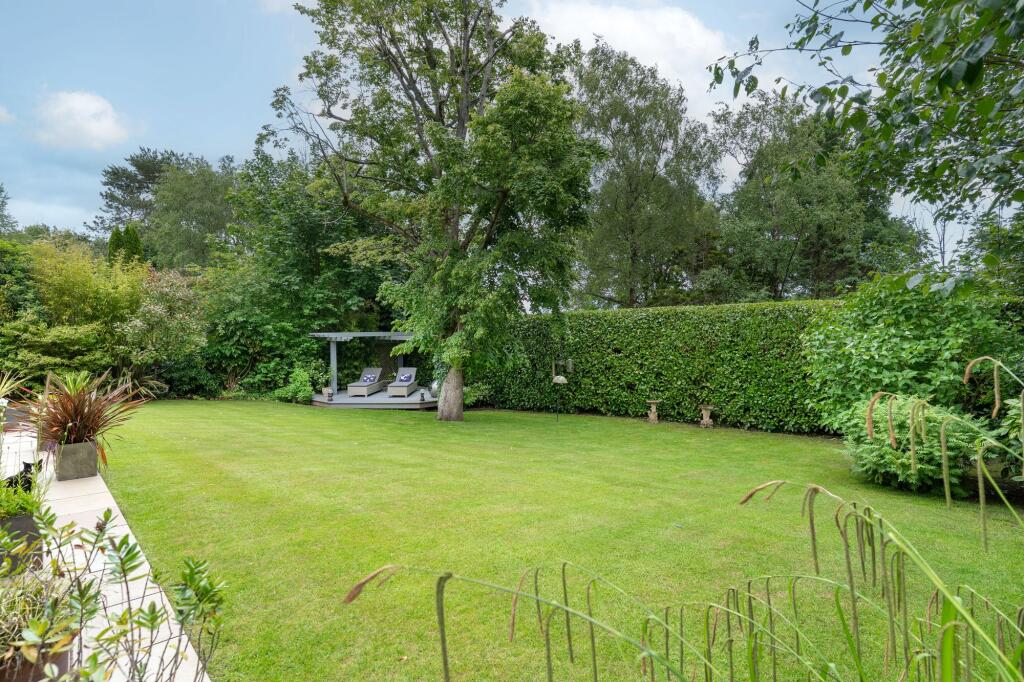 Additional image 23 of Greenhurst Drive, Barnt Green, B45