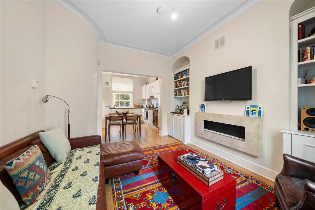 Apartment in London - View 3