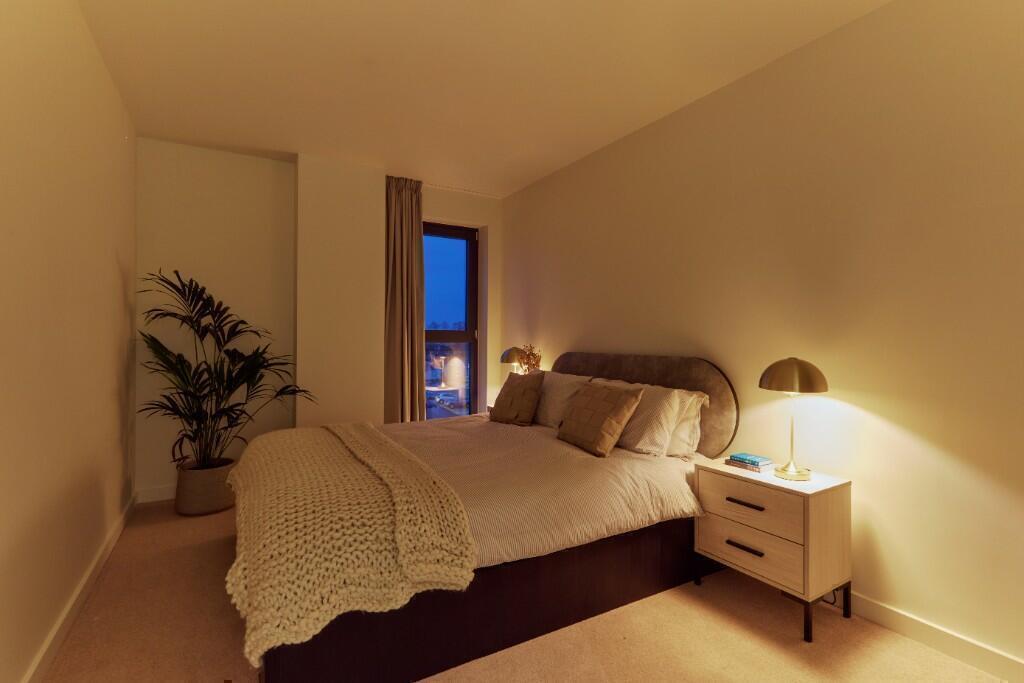 Apartment in Birmingham, West Midlands - View 4