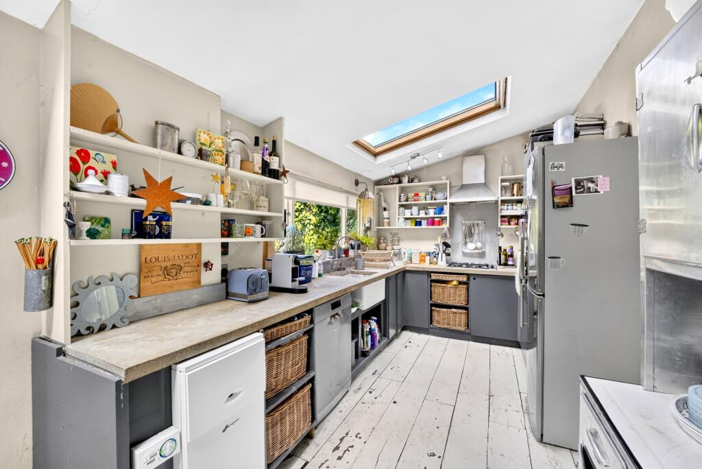 House in London - View 4