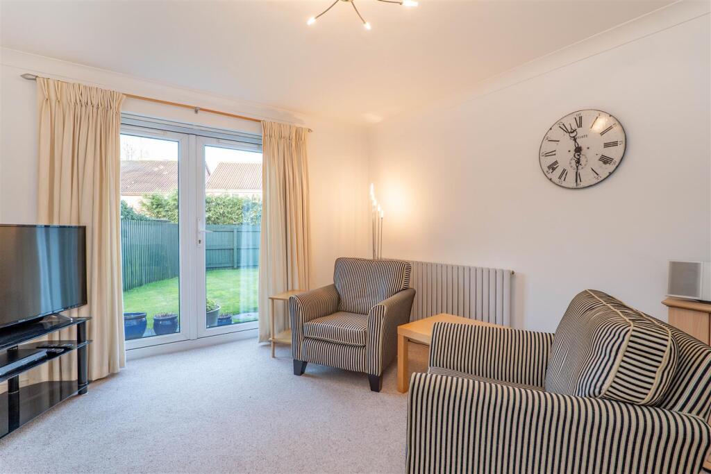 Mimosa Close, Chorley photo 2