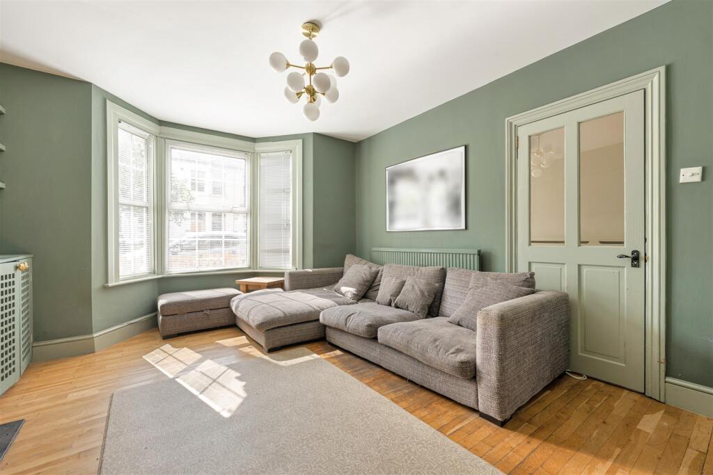 House in London - More