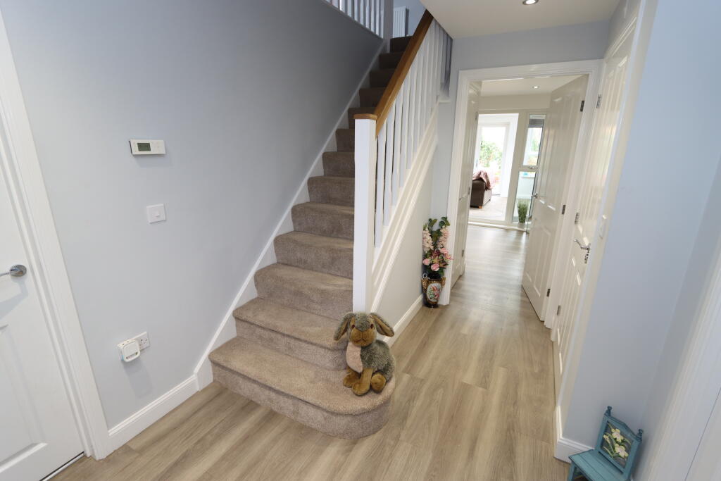 12 Barley Way photo 3