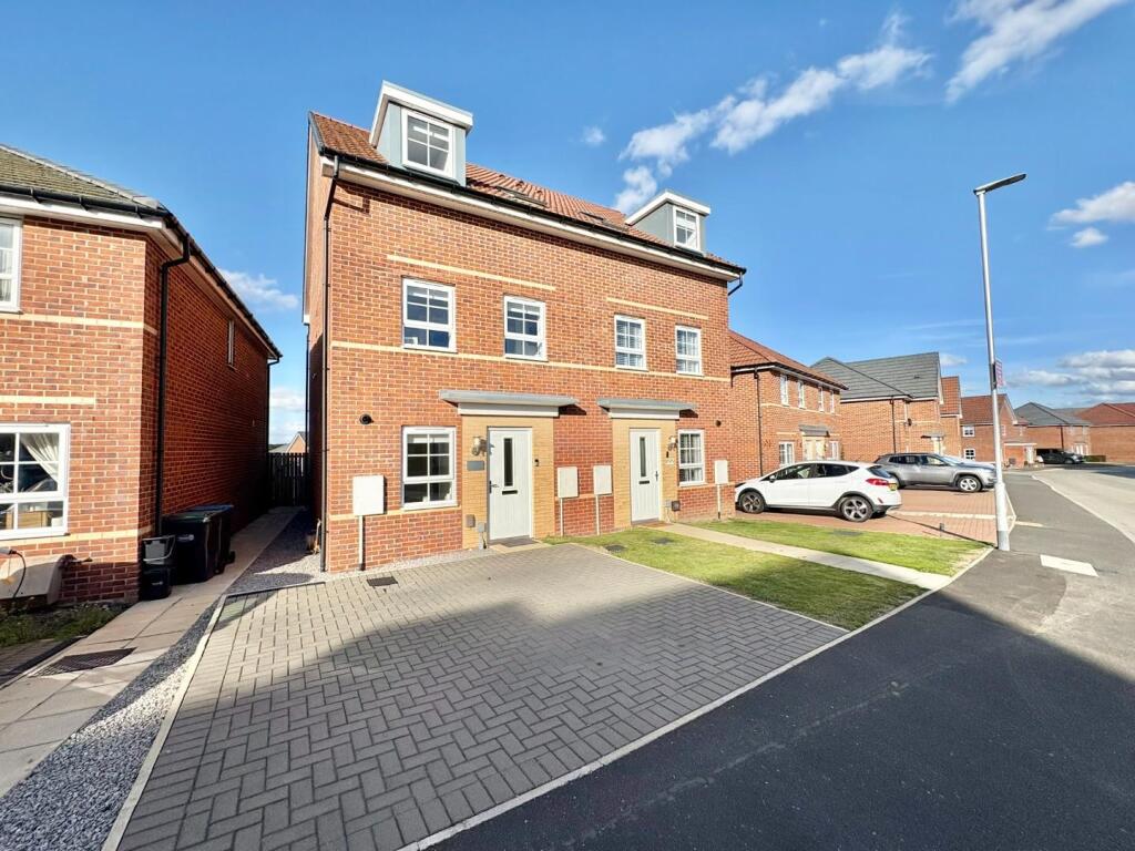 3-bed house on Gibside Way, Spennymoor, £190,000