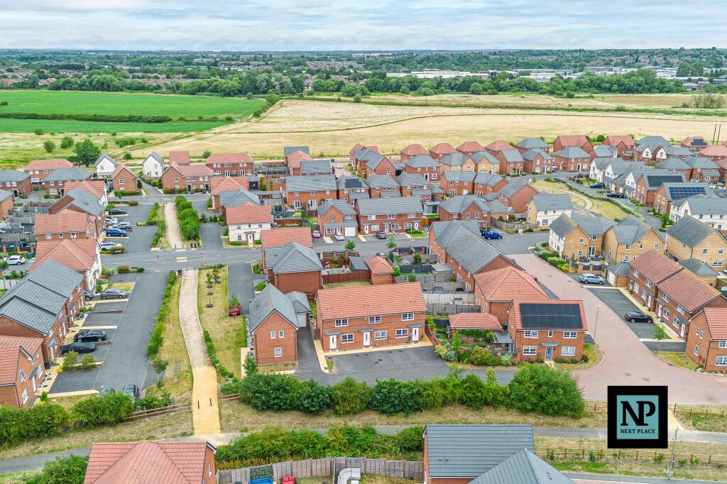 Pemberley Drive, Tamworth, B78 - View 5