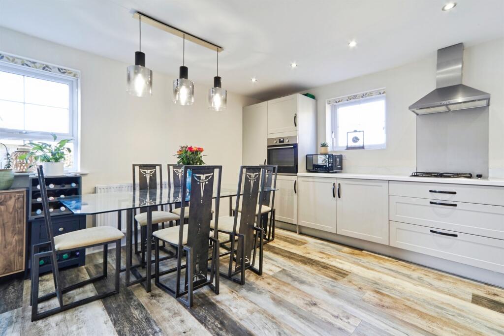 Additional image 3 of Fetlock Drive, Bradford