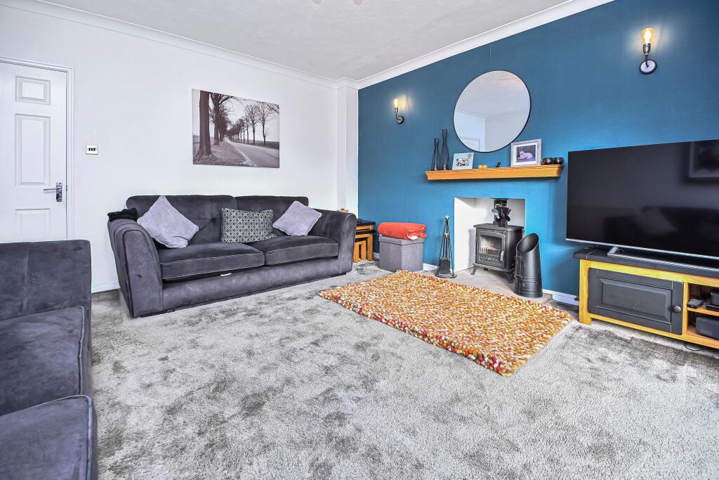 House in Bolton, Westhoughton - More