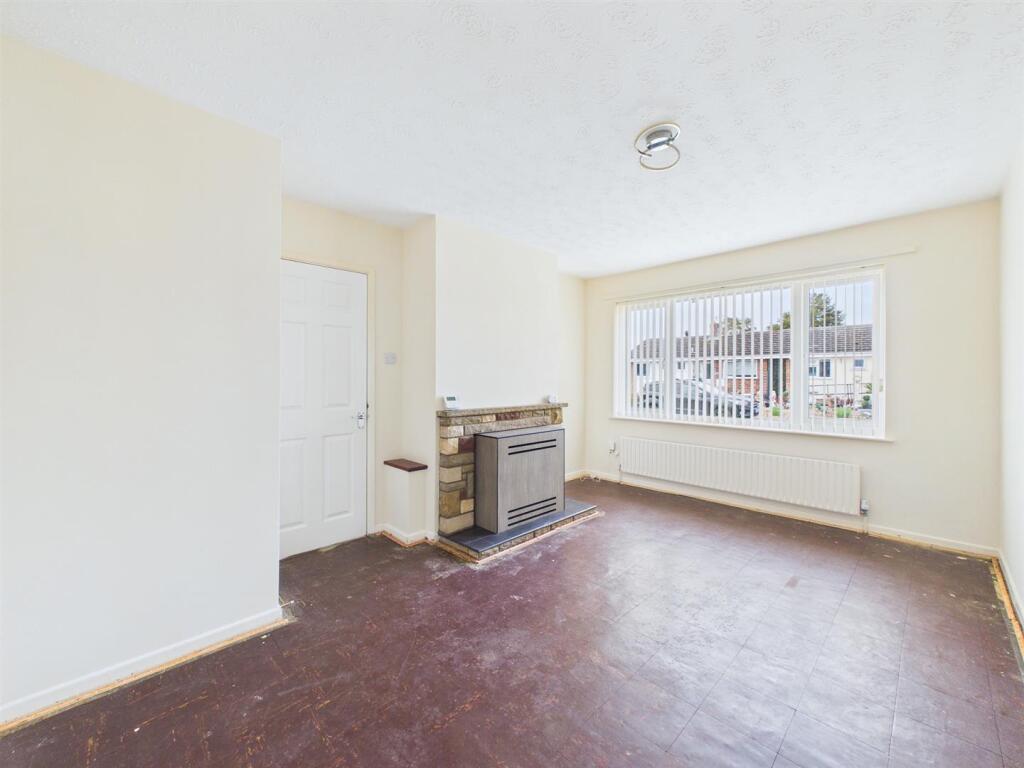 House in Breckland, Toftwood, Dereham - More