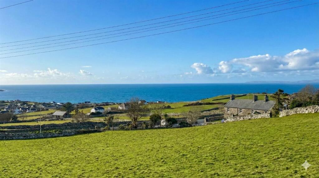 Llanfair, Harlech, LL46 photo 2