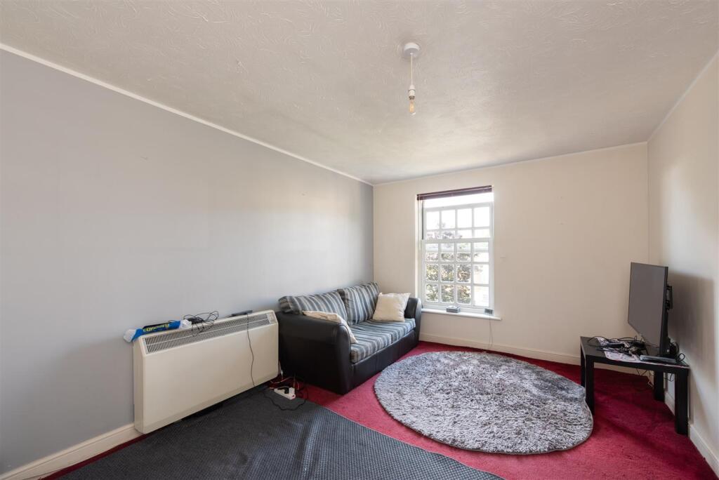 Apartment in London - View 2