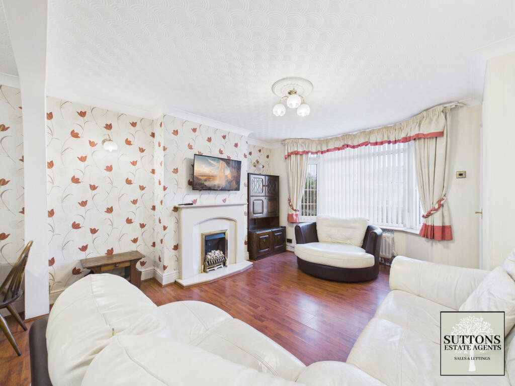 St. James Lane, Willenhall, Coventry, CV3 3FU photo 3