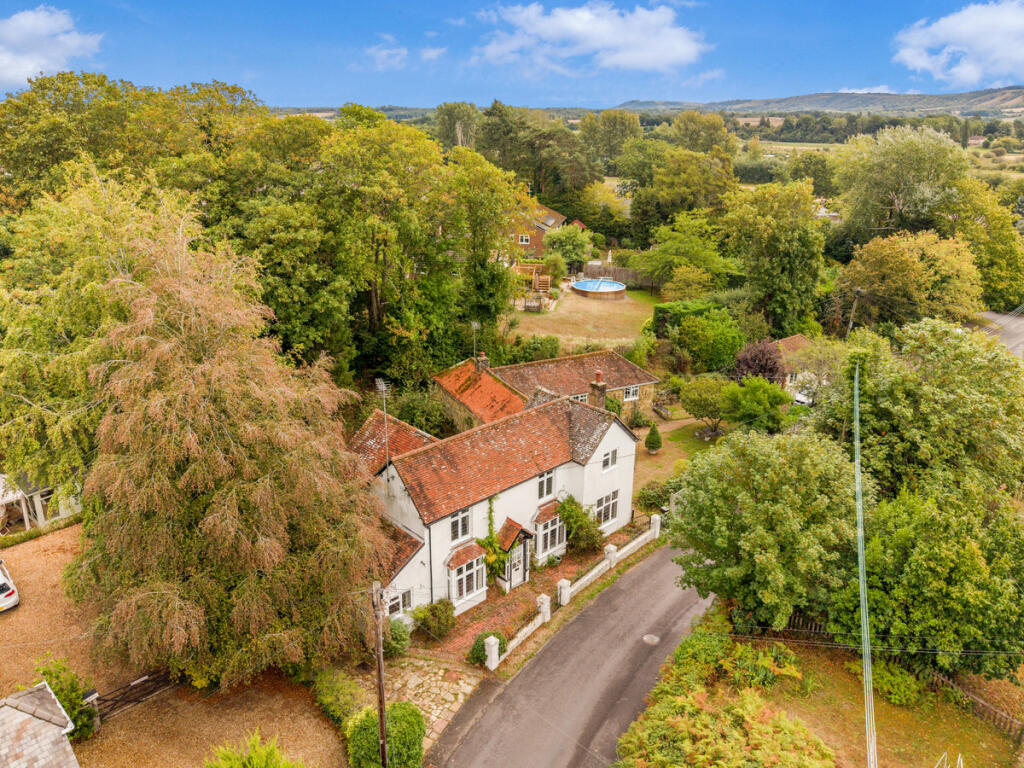 House in Horsham, Coldwaltham