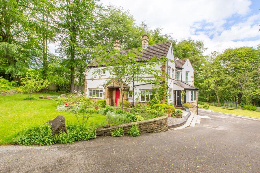 Main image of property: West Park Drive East, Leeds