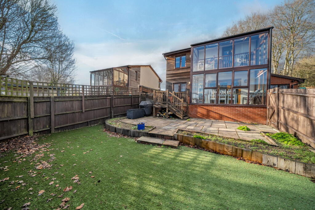 Main image of property: Foxdown, Overton, RG25 3JQ