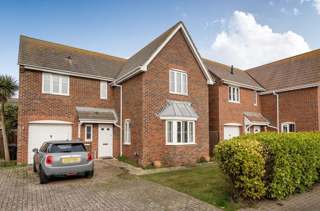 Main image of property: Mere Close, Bracklesham Bay, PO20