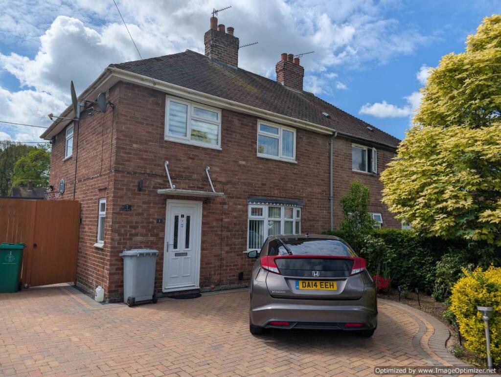 Main image of property: Elm Close