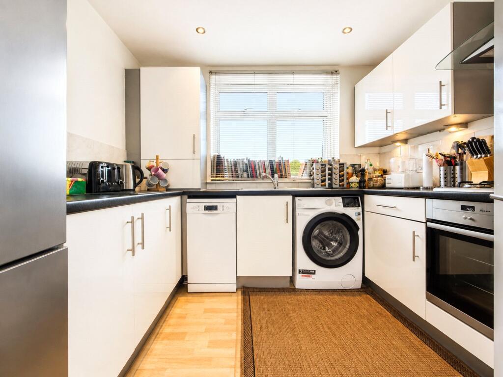 Apartment in London - View 4