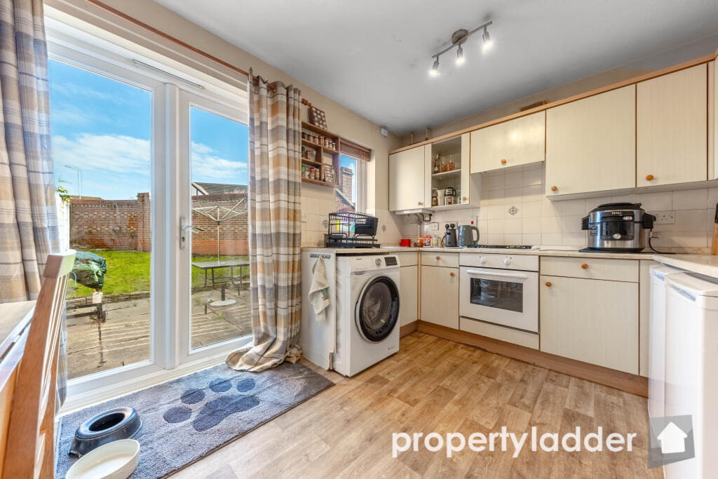 Bulrush Close, Horsford, NR10 photo 4