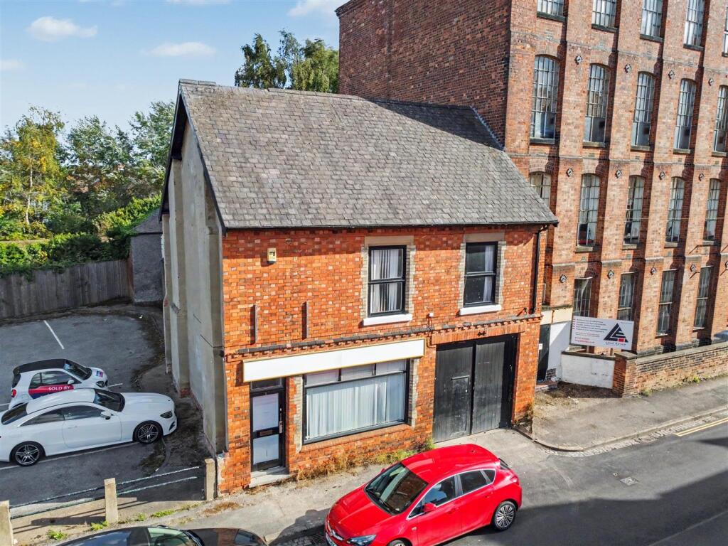 Studio house on Leopold Street, Long Eaton, Nottingham, £175,000