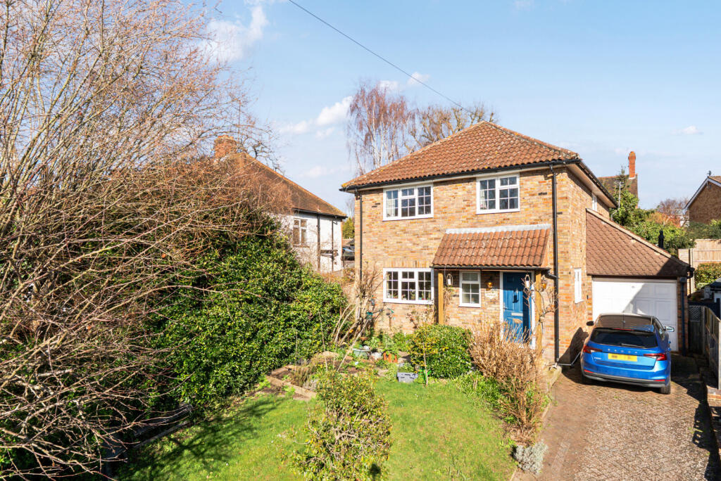 Main image of property: Leigh Road, Cobham, KT11