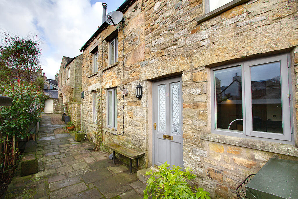 Property photo 11